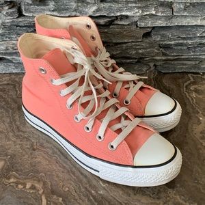 Converse - Coral High Tops Men’s 8.5 Women’s 6.5